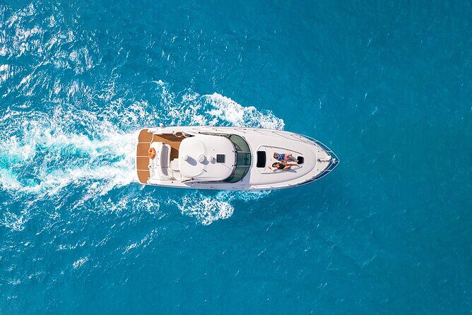 Cozumel Private Yacht and Snorkel with Lunch and Open Bar Onboard - Analyzing the Value: Cost, Comfort, and Authenticity