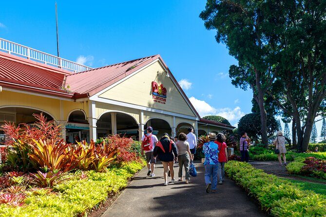 Cozy Oahu Circle Island Tour (14 Max) + Byodo-In Temple + Suprise - An In-Depth Look at the Itinerary