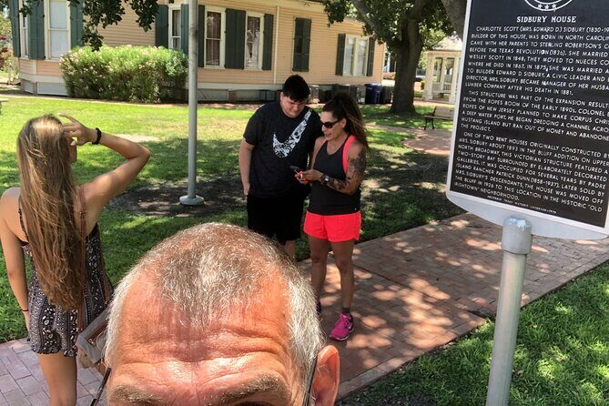 Crazy Corpus Christi Scavenger Hunt - Who Should Consider This Tour?