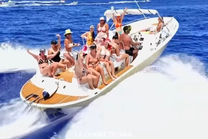 Crazyseahorseborabora Comfortable boat , sensational snorkeling . - Practicalities and Booking