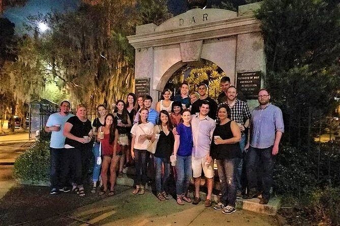 Creepy Crawl Night-Time Haunted Pub Walking Tour of Savannah's Historic District - The Experience: What Youll Love