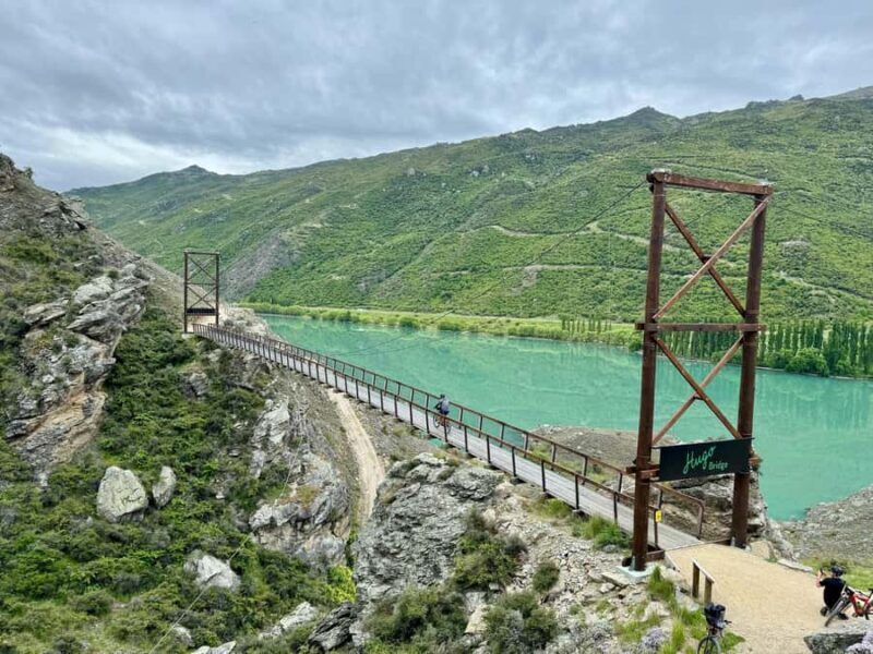 Cromwell: Lake Dunstan Boat & eBike Tour with Winery Lunch - Key Points