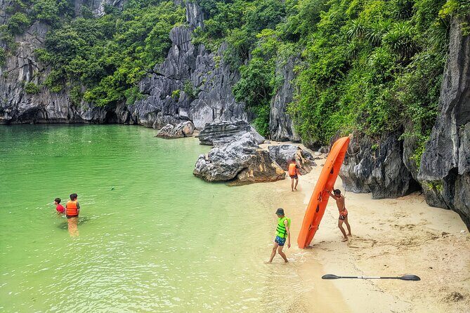 Cruise and kayak on Lan Ha bay Ha Long bay with local experts - Why Choose This Tour?