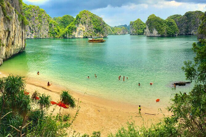 Cruise and kayak on Lan Ha bay Ha Long bay with local experts - The Sum Up: Who’s This Tour Best For?
