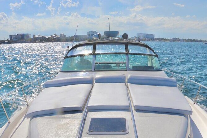 Cruise in Elegance: Luxury Yacht Rental in Cancun - FAQ