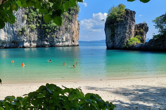 Cruising on a comfortabel boat in Phang Nga Bay - The "Must-Do" Tour Khao Lak - Exploring Phang Nga Bay: The Heart of the Tour