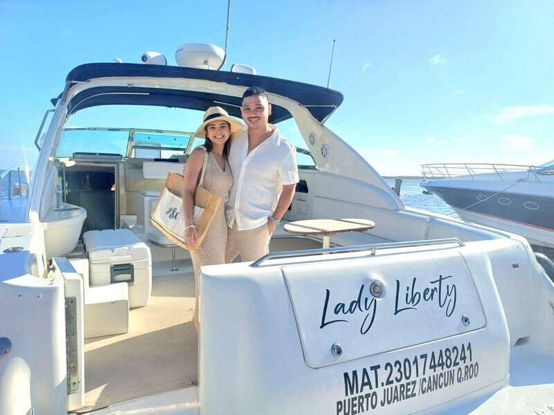Cruising paradise in a luxury yacht in Cancun - FAQs