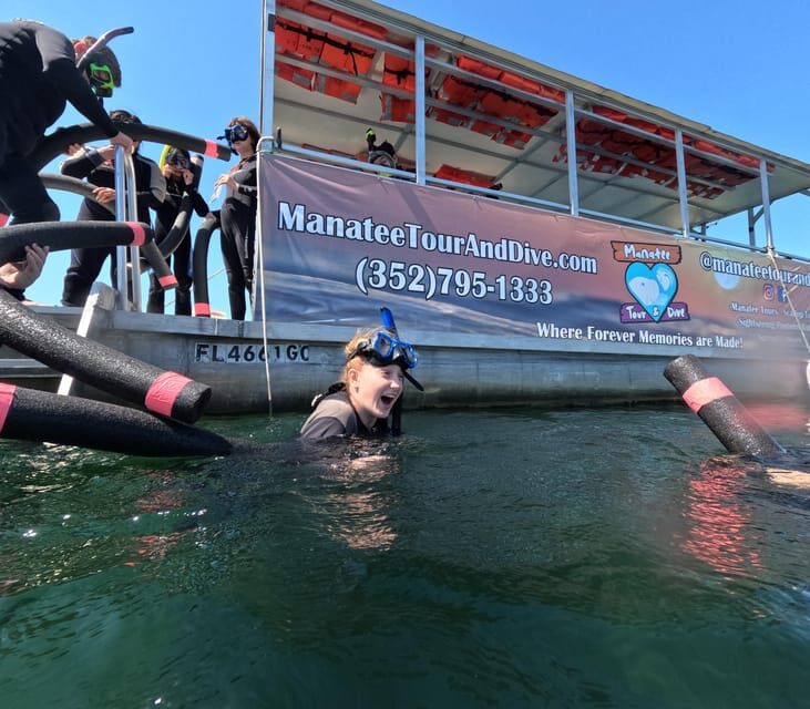 Crystal River: Guided Manatee Snorkeling Tour - The Guides and the Experience