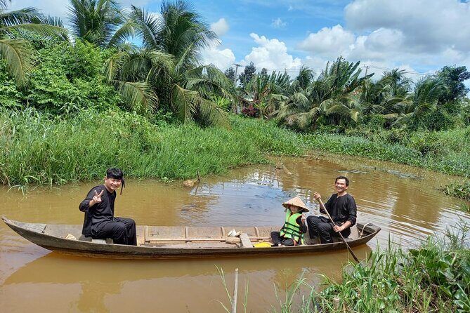 Cu chi Tunnel & Mekong Delta Full Day BBQ Lunch Lux Group 10 pax - FAQs