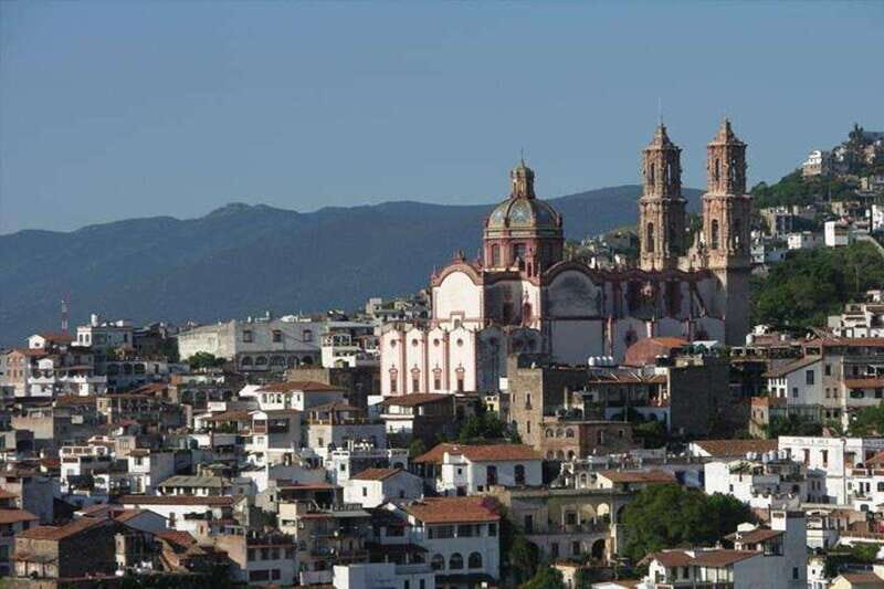 Cuernavaca and Taxco Day Tour - Discovering Cuernavaca: The City of Eternal Spring