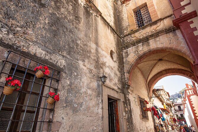 Cuernavaca and Taxco Tour from Mexico City - The Return Journey and Overall Duration