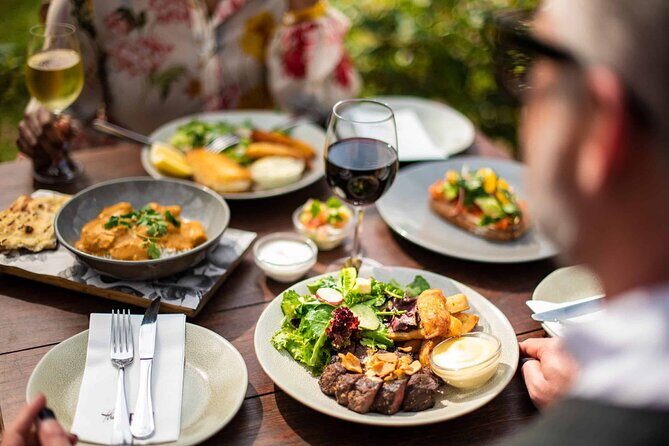 Culinary explorations: Flavors on a 3-Hour Food and Drink Tour. - Key Points