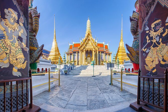 Cultural discovery of Bangkok with your English-speaking guide - A Closer Look at the Itinerary and Experience