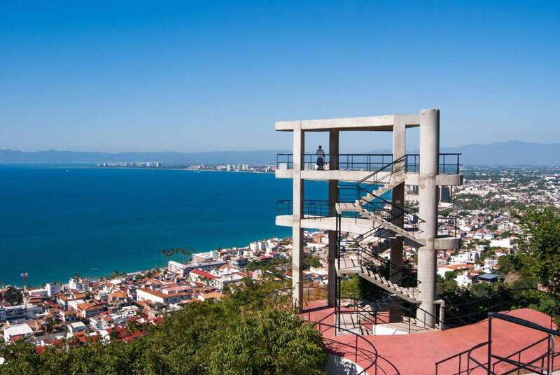 Cultural Pulse: Lazaro Cardenas Park & Plaza Walk - A Closer Look at the Experience