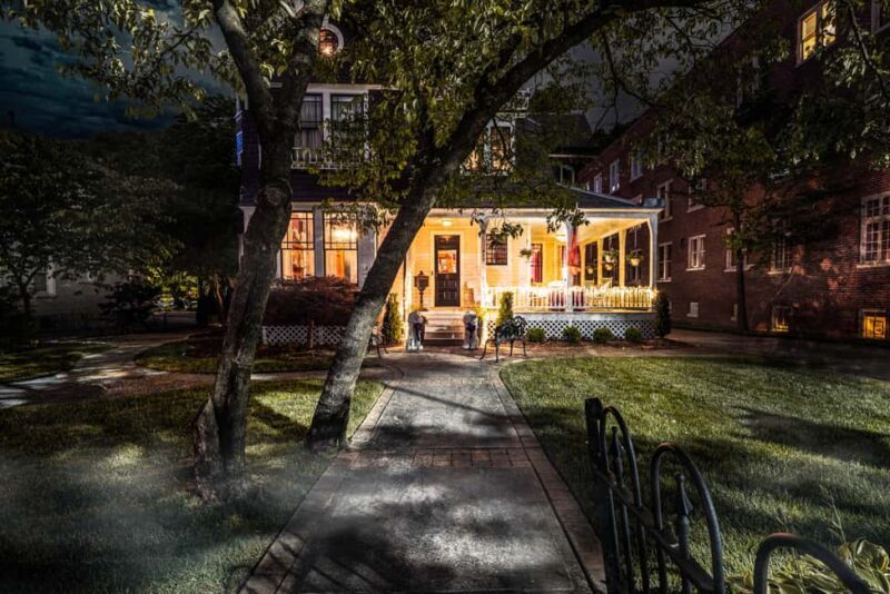 Curses & Corsets: Charlotte's Candlelight Ghost Tours - What to Expect During the Tour