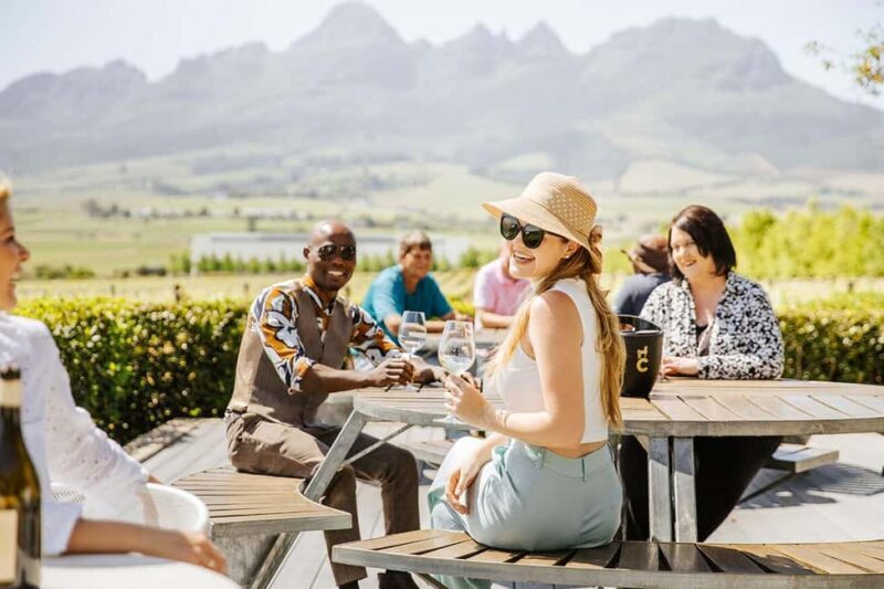 CUSTOMISED PRIVATE WINE TOUR WITH LUNCH - CAPE TOWN - Key Points