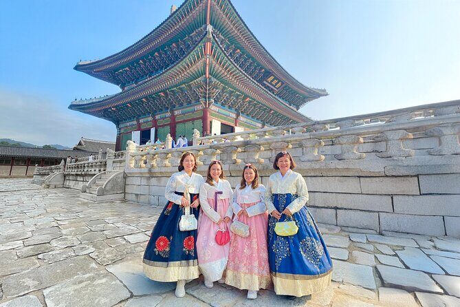 Customizable Seoul Private Tour Palaces Food and Markets - Key Points