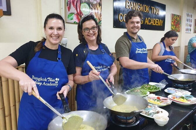 Customizable Thai Cooking Class with Onnuch Market in Bangkok - An In-Depth Look at the Experience