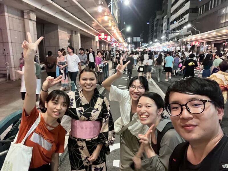 Customized Private Tour with a Local Guide - Key Points