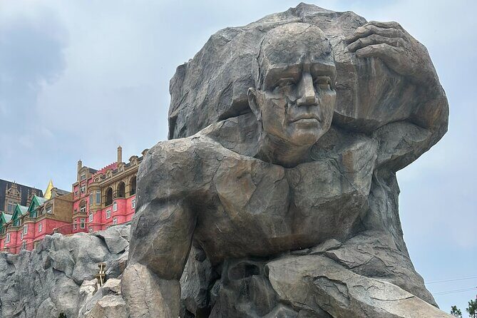 DA NANG Ba Na Hills, Golden Bridge & Cable Cars PRIVATE TOUR - In Summary