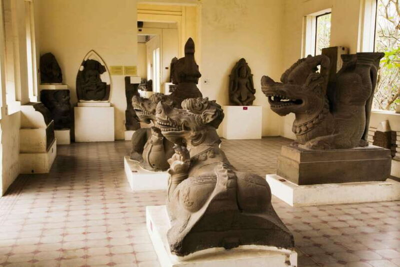 Da Nang: Guided City Tour with Museums and Bridges - A Practical Introduction to Da Nang’s Highlights