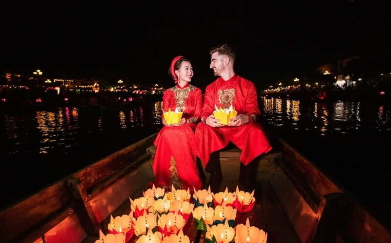Da Nang/ Hoi An: Night Street Food Tour & Lantern Boat Ride - Key Points