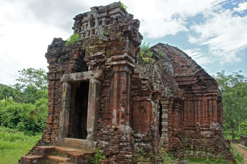 Da Nang: My Son Sanctuary and Hoi An Old Town Private Tour - Key Points
