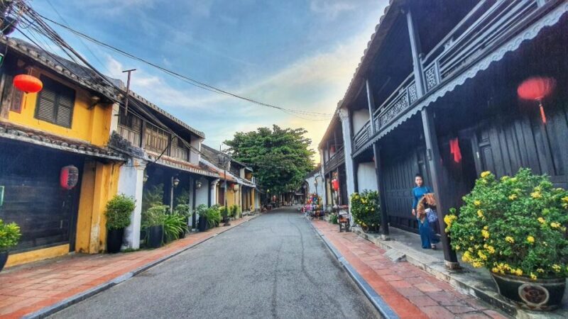Da Nang: My Son Sanctuary and Hoi An Old Town Private Tour - An In-Depth Look at the Experience