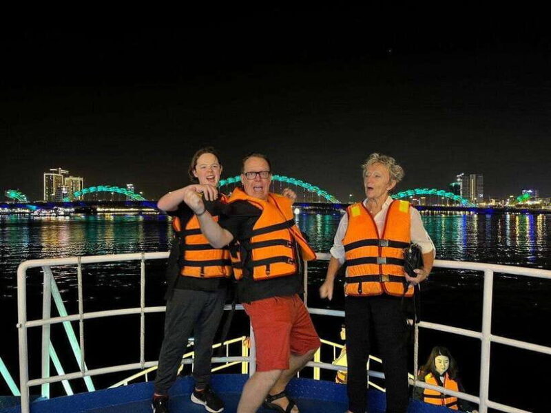 Da Nang Private Night Tour: Market, Sightseeing & Cruise - A Closer Look at the Experience