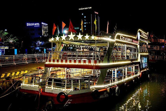 Da Nang: Seafood dinner, night market, sightseeing by night - A Deep Dive into the Experience