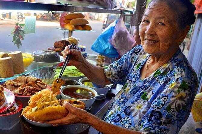 DA NANG to Hoi An Rural Villages and River Islands PRIVATE TOUR - Cam Thanh Coconut Forest and Basket Boat Ride