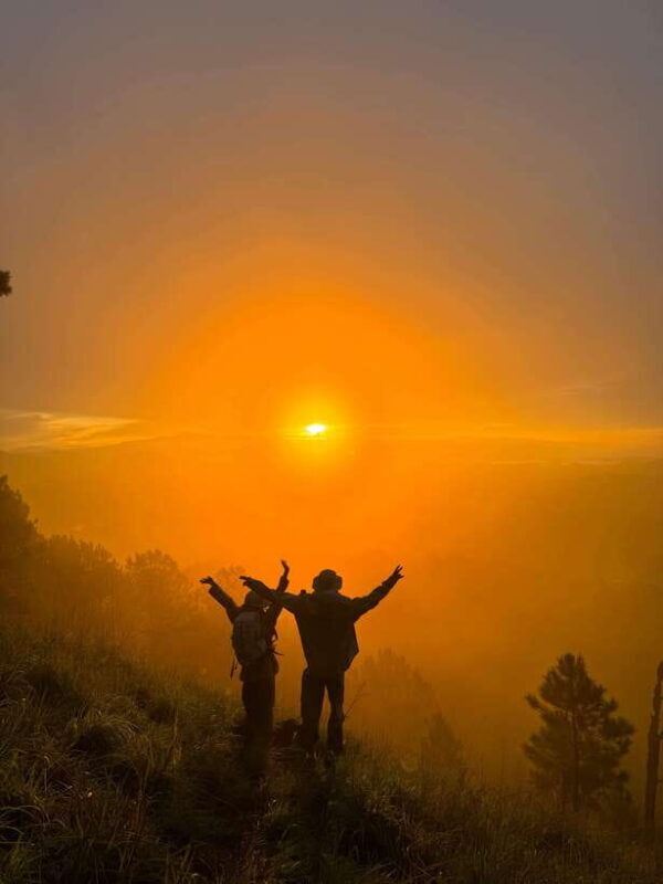 Dalat: Cloud Chasing packaged hike - Sunrise Pickup Included - Why This Tour Works Well