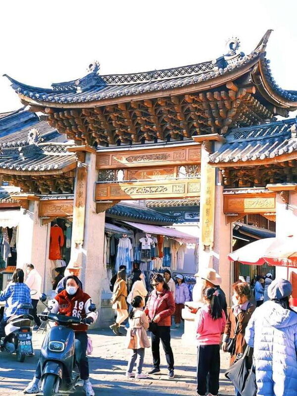 Dali: Xizhou Ancient Town and Dali Ancient City Tour - Cultural Flavors and Local Life