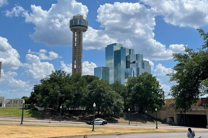 Dallas in Wonderland: A Self-Guided Walking Tour of Dallas - Value for Money and Practical Tips