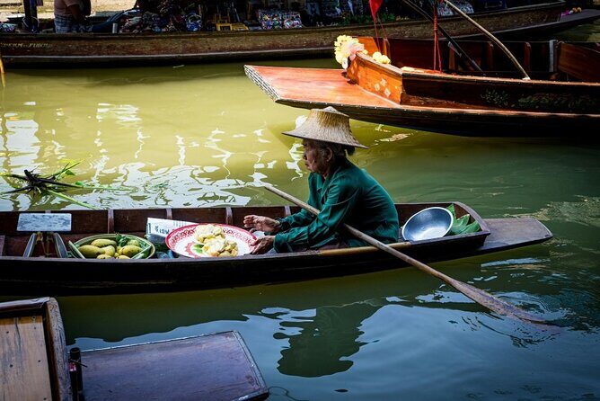 Damnoen Saduak Floating Market & Maeklong Market Tour frm Bangkok - Authenticity and Experience