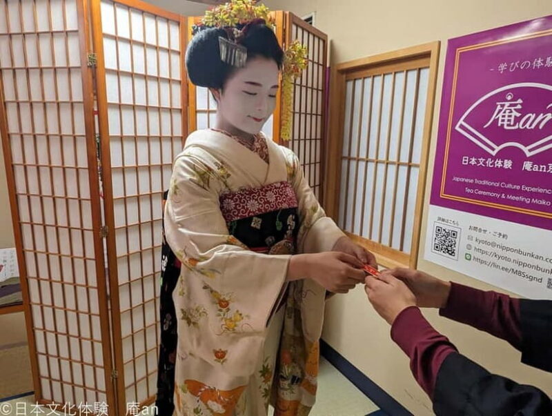 Dance and Game with Maiko - A Closer Look at the Experience