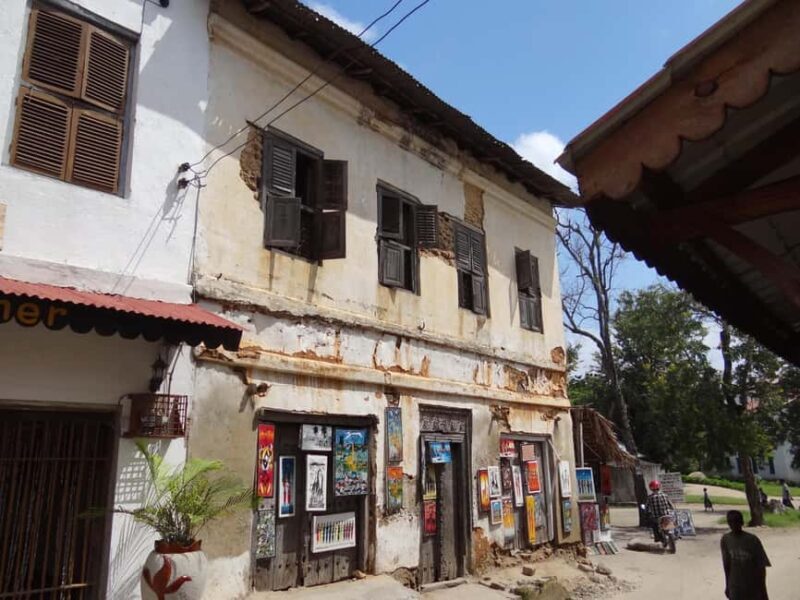 DAR ES SALAAM : TRIP DAR ES SALAAM TO BAGAMOYO OLD CITY TOUR - An In-Depth Look at the Bagamoyo Old City Tour