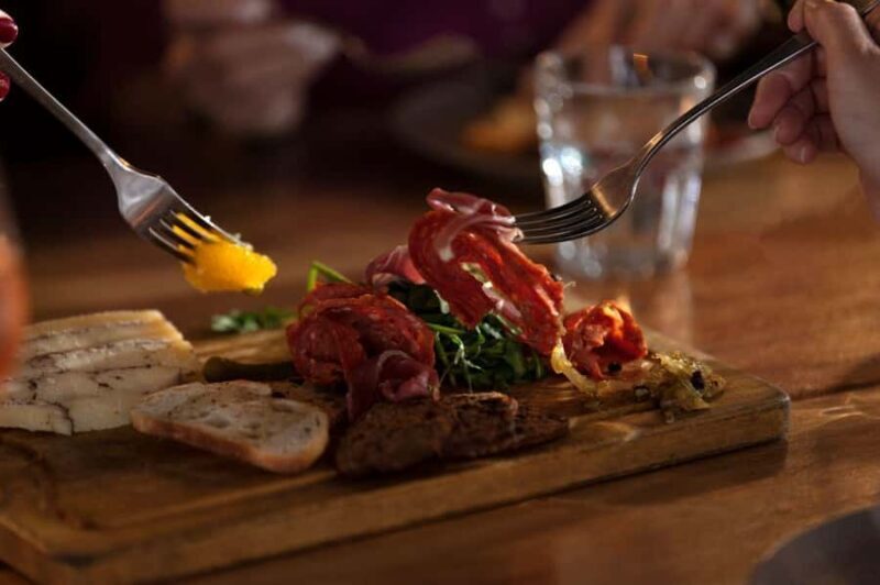 Darwin: 4-Course Dining Experience with Sparkling Wine - Who Will Love This Experience?