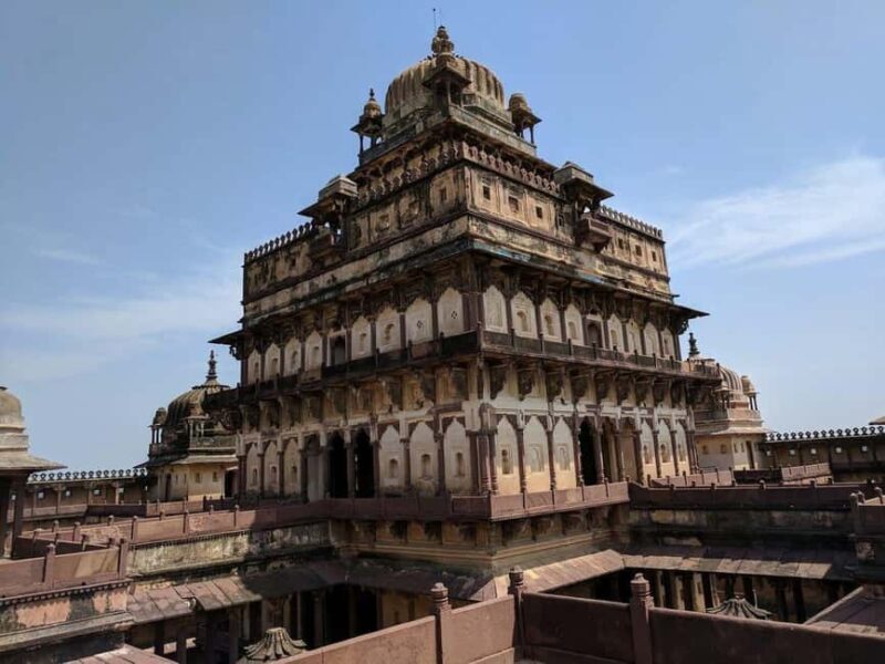 Datia: Bir Singh Palace, Peetambara Peeth & Sonagiri Tour - A Practical Guide to the Tour