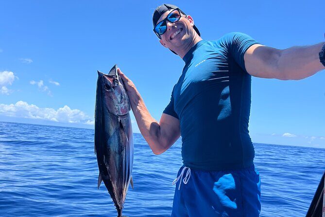 Day DE Fishing VIP in Moorea Private Boat & Lunch - FAQ