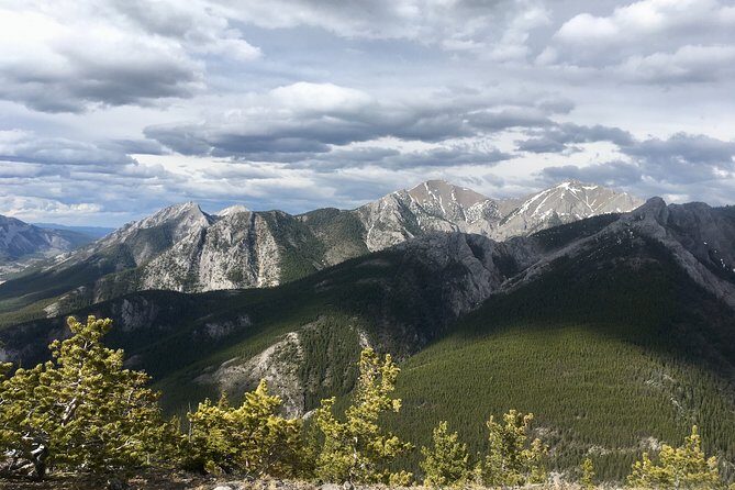 Day Hike in Kananaskis Country - The Experience in Detail
