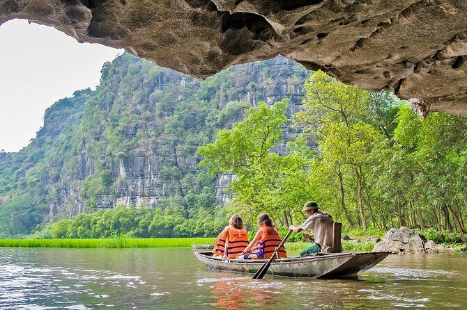 Day Tour at Hoa Lu, Tam Coc and Ninh Binh in Vietnam - A Detailed Look at the Tour