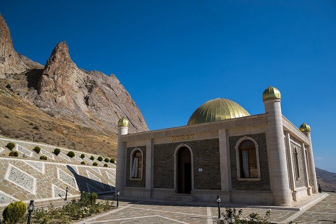 Day Tour from Nakhchivan to Alinja Castle, Ashabi Kahf and Khanegah Tomb - Key Points