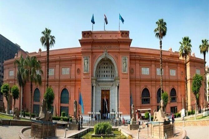 Day Tour Giza Pyramids and Egyptian Museum with Khan El-Khalili - Full Review: What to Expect from the Giza Pyramids & Egyptian Museum Tour