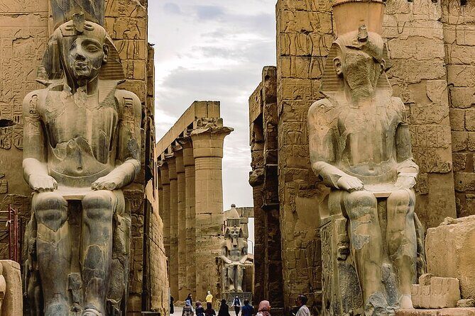 Day tour Luxor East and West Bank With Lunch from Luxor - Discovering Luxor in One Day