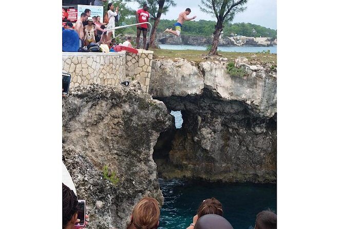 Day Tour Negril Beach & Ricks Cafe - Pricing and Value