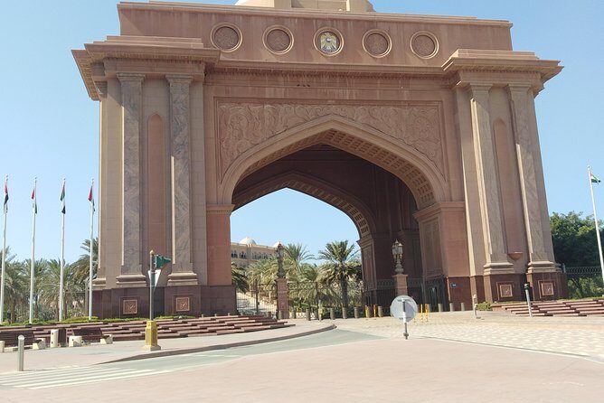 Day Tour of Abu Dhabi from Dubai - An In-Depth Look at the Tour