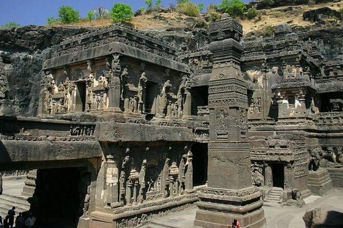 Day tour of Ajanta and Ellora caves from Aurangabad - An Overview of the Tour