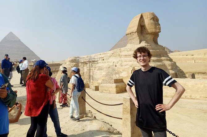 Day tour to Giza pyramids, sphinx & Sakkara and Memphis City - FAQ