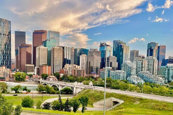 Day Tour to Lake Louise, Johnston Canyon & Banff Ave From Calgary - Who This Tour Suits Best